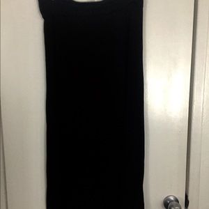 Black Mossimo maxi skirt